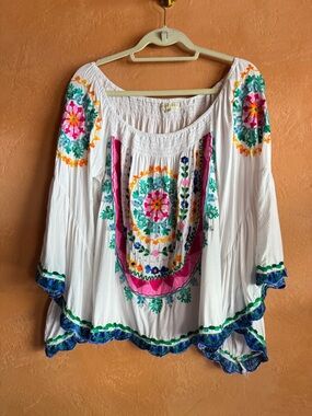 Ruby Yaya Embroidered Boho Blouse White Floral Peasant Top Festival Bohemian